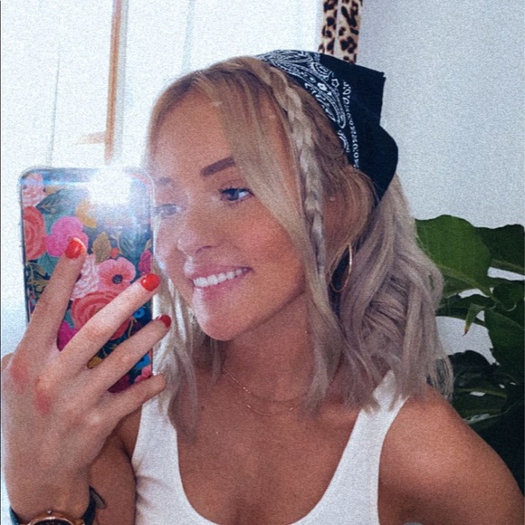 Meet your Posher, Kendra - Picture 1 of 1